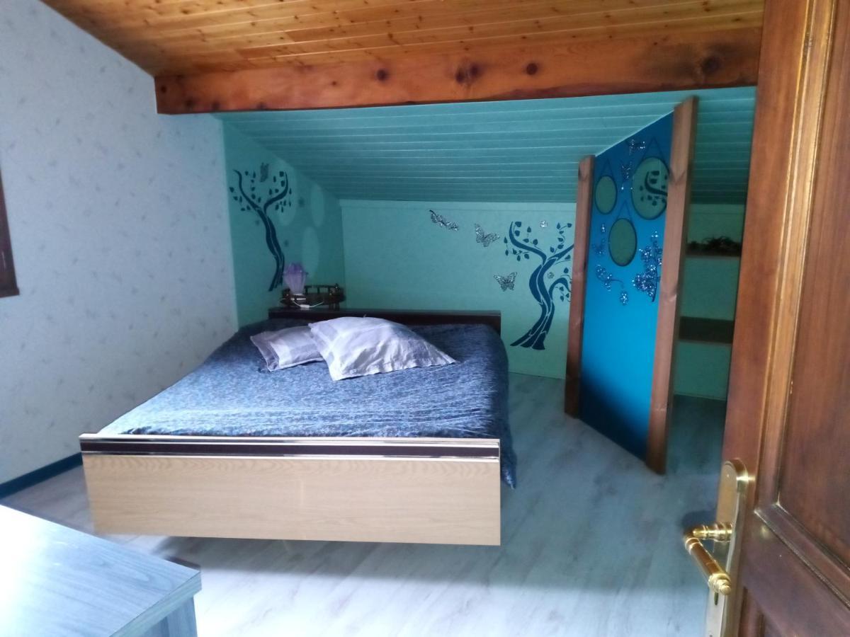 Zimmer Mit Fruehstueck Challes-les-Eaux Exterior foto
