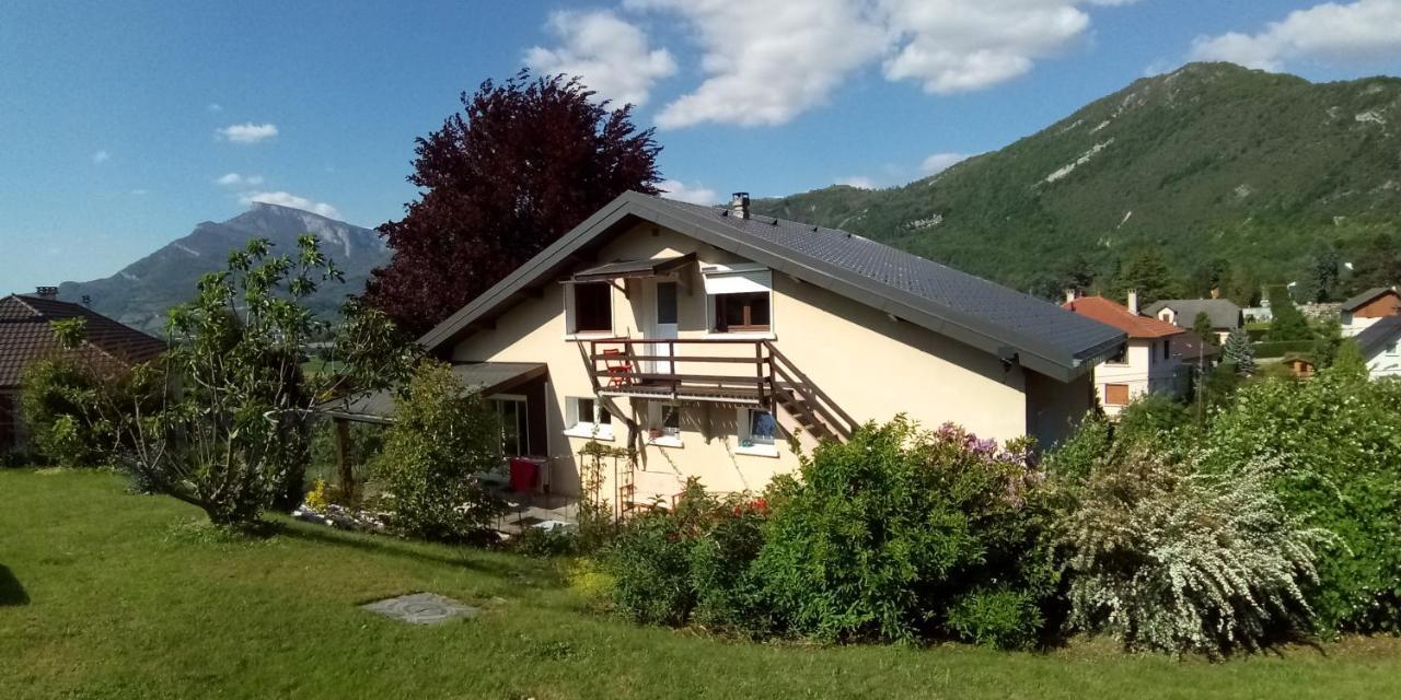 Zimmer Mit Fruehstueck Challes-les-Eaux Exterior foto